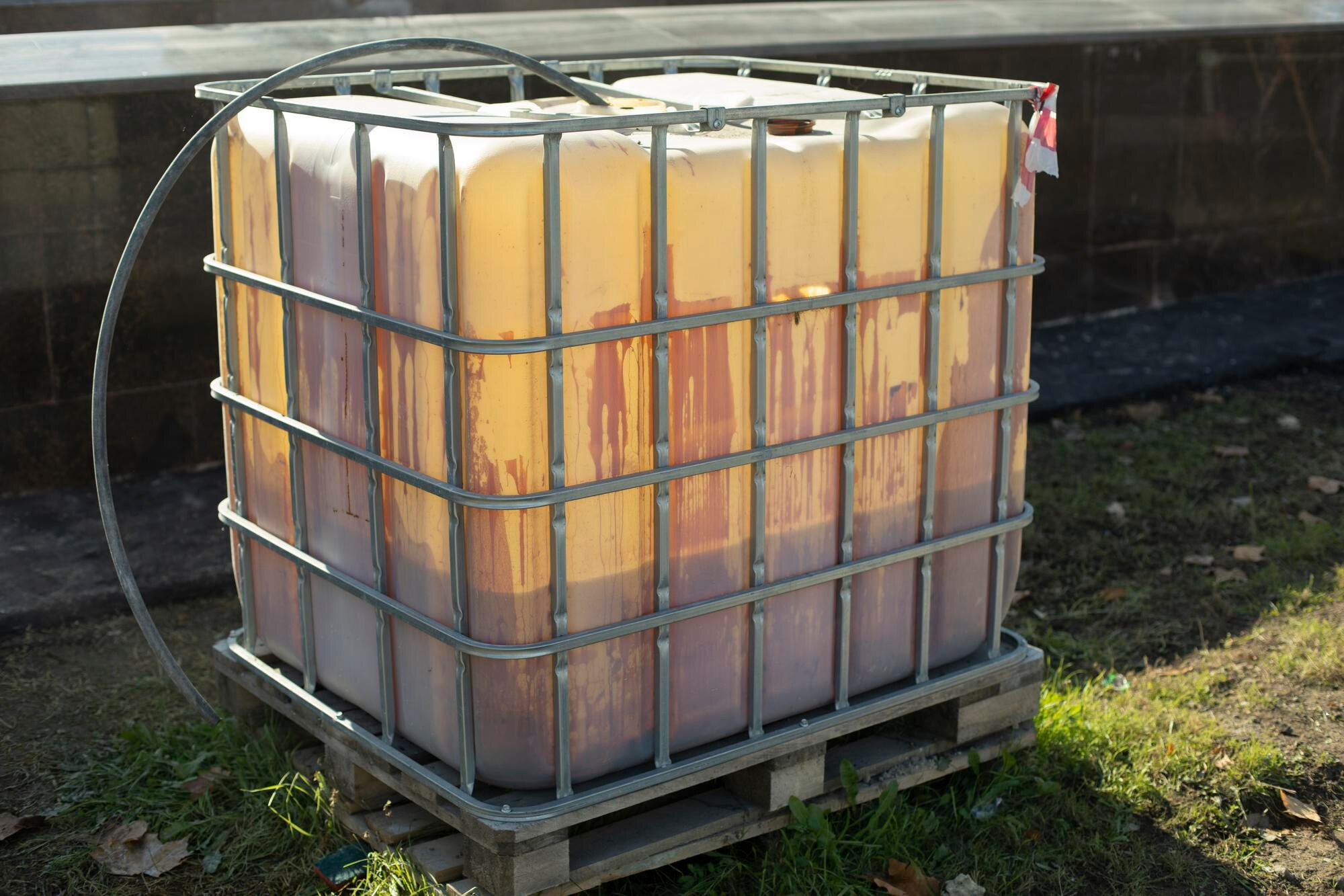 Zbiornik wody do przechowywania wody deszczowej