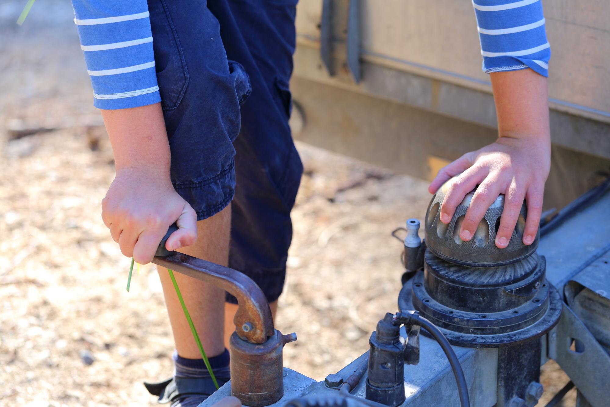 Dolna część maszyny do naprawy człowieka