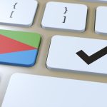 Flaga narodowa Erytrei i znak odbioru lub przycisk Yes 3D Ilustracja