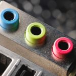 Wysoki kąt widzenia kamery na stole