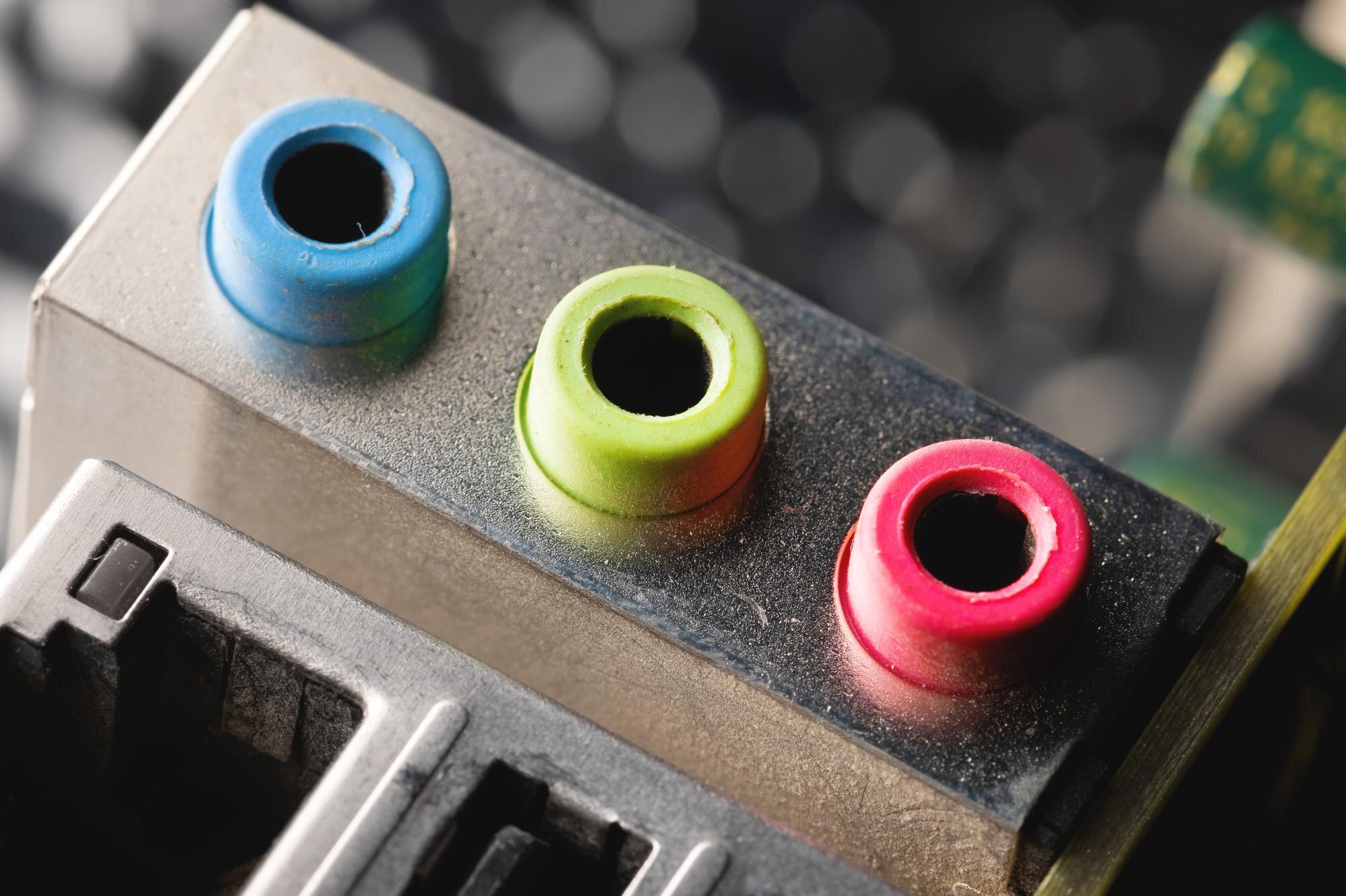 Wysoki kąt widzenia kamery na stole