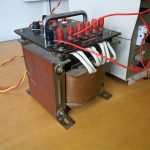 Widok z wysokiego kąta maszyny na stole