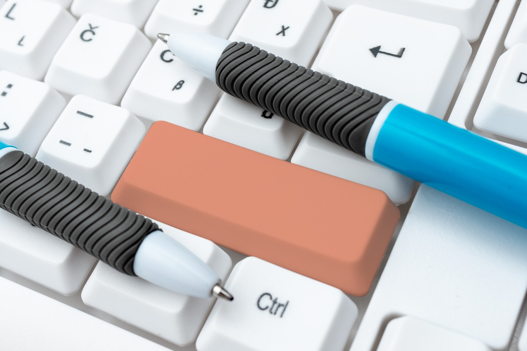 Tworzenie nowej interaktywnej strony internetowej, Edytowanie kodów programowania, Globalna łączność, Łączenie ludzi na całym świecie, Uczenie się nowych pomysłów, Gromadzenie informacji