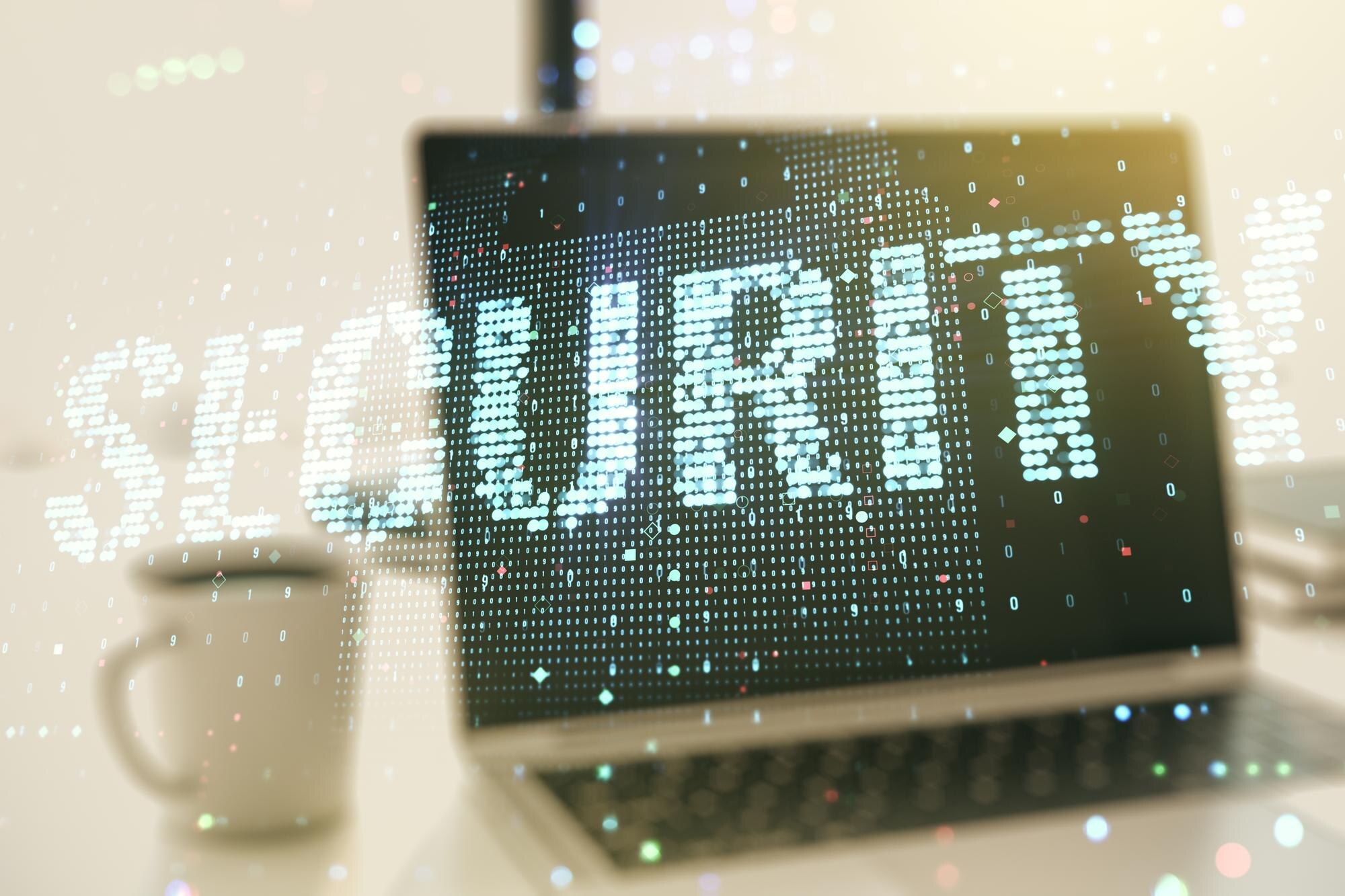 Kreatywna koncepcja bezpieczeństwa cybernetycznego na tle nowoczesnego laptopa Podwójna ekspozycja