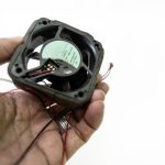 Projektor wideo i multimedialny otwarty do konserwacji z lampą LED