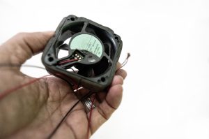 Projektor wideo i multimedialny otwarty do konserwacji z lampą LED