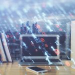 Podwójna ekspozycja rysunku motywu komputerowego i technologicznego Koncepcja innowacji