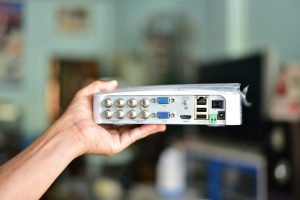 Jak podłączyć stary wzmacniacz do nowego telewizora, telewizora?