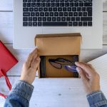 Zamówienie pakowania z widoku z góry w domu