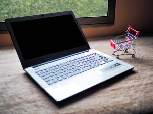 Czy warto kupić używanego MacBooka? Poradnik zakupowy