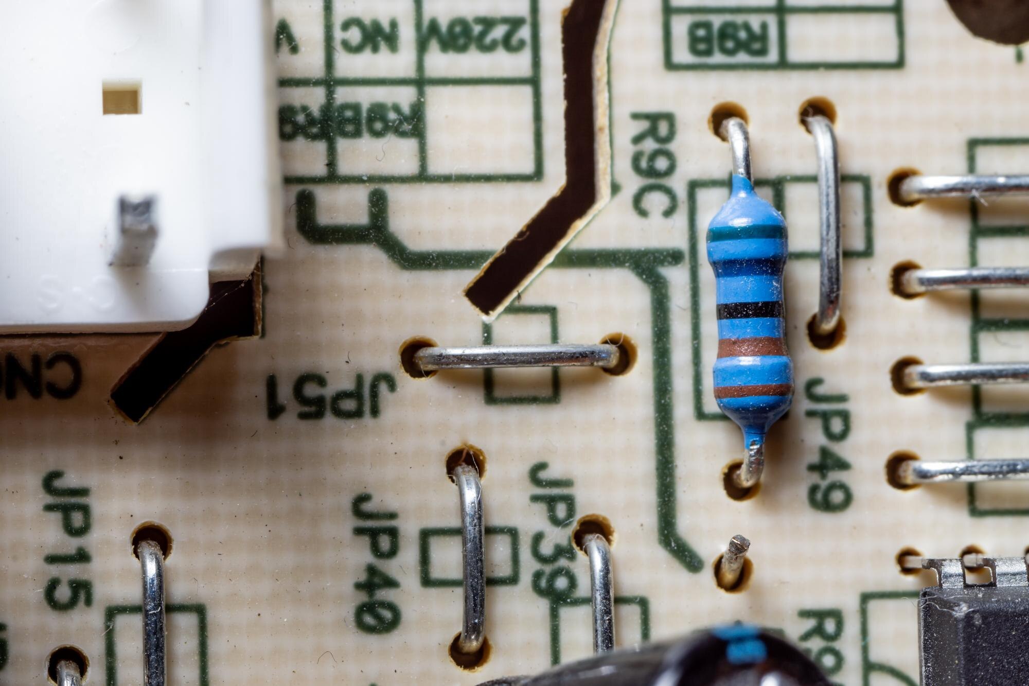 zestaw szczegółów na płytce elektronicznej