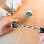 Odzyskiwanie rozdzielenia diody w lampie energooszczędnej w lampie LED