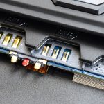 Koncepcja technologii mobilnej łączności szerokopasmowej 5G. Podwójne gniazdo SIM