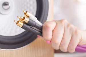 Zbliżenie pracowniany monitoru mówca