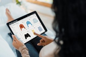 Kupić czy wynajmować sprzęt IT? Który model finansowania wybrać?